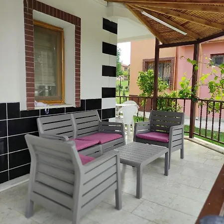 Barbaros Termal Villalari Villa Gazligol